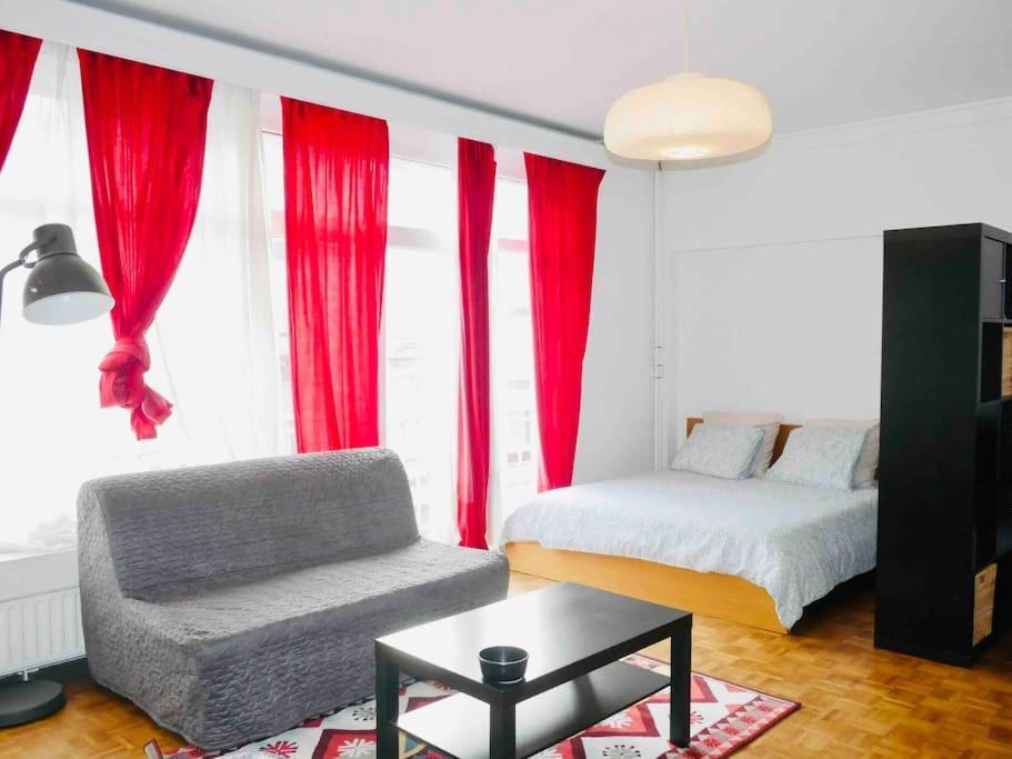 Ixelles: Superbe Appartement, Idealement Situe Brusel Exteriér fotografie